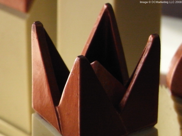 Art Deco Plain Theme Chess Set